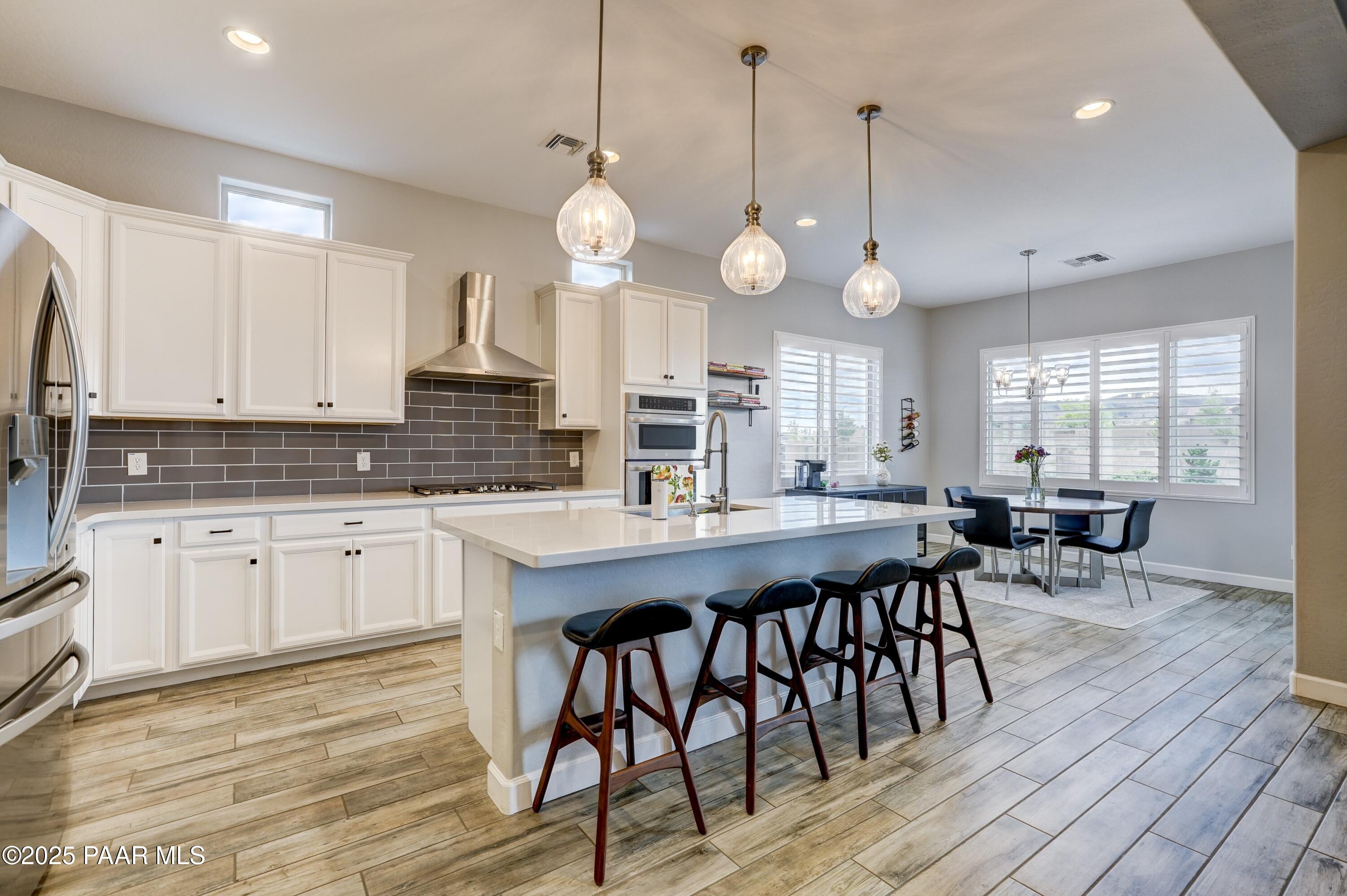 Prescott, Arizona, 86301, United States, 3 Bedrooms Bedrooms, ,3 BathroomsBathrooms,Residential,For Sale,1960524