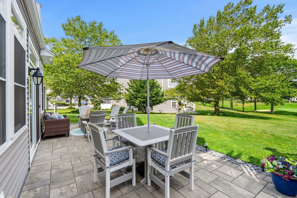 Plymouth, Massachusetts, 02360, United States, 2 Bedrooms Bedrooms, ,2 BathroomsBathrooms,Residential,For Sale,1917487