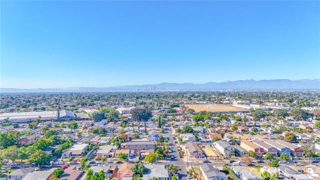 Los Angeles, California, 90059, United States, 3 Bedrooms Bedrooms, ,2 BathroomsBathrooms,Residential,For Sale,1935109
