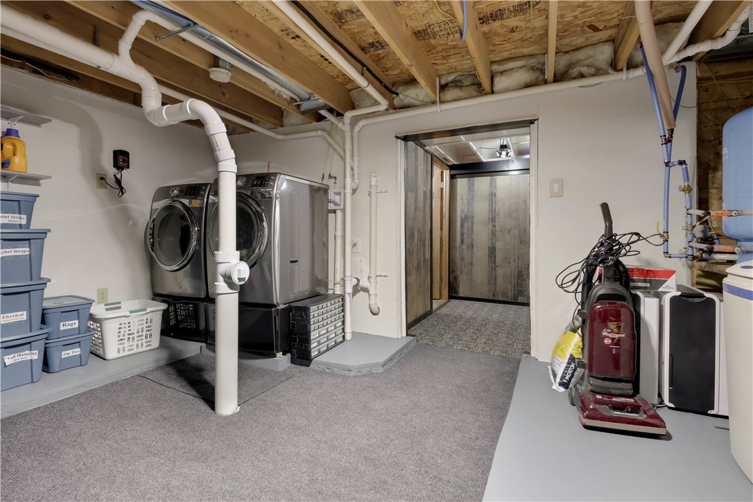 Chetek, Wisconsin, 54728, United States, 2 Bedrooms Bedrooms, ,2 BathroomsBathrooms,Residential,For Sale,1939272