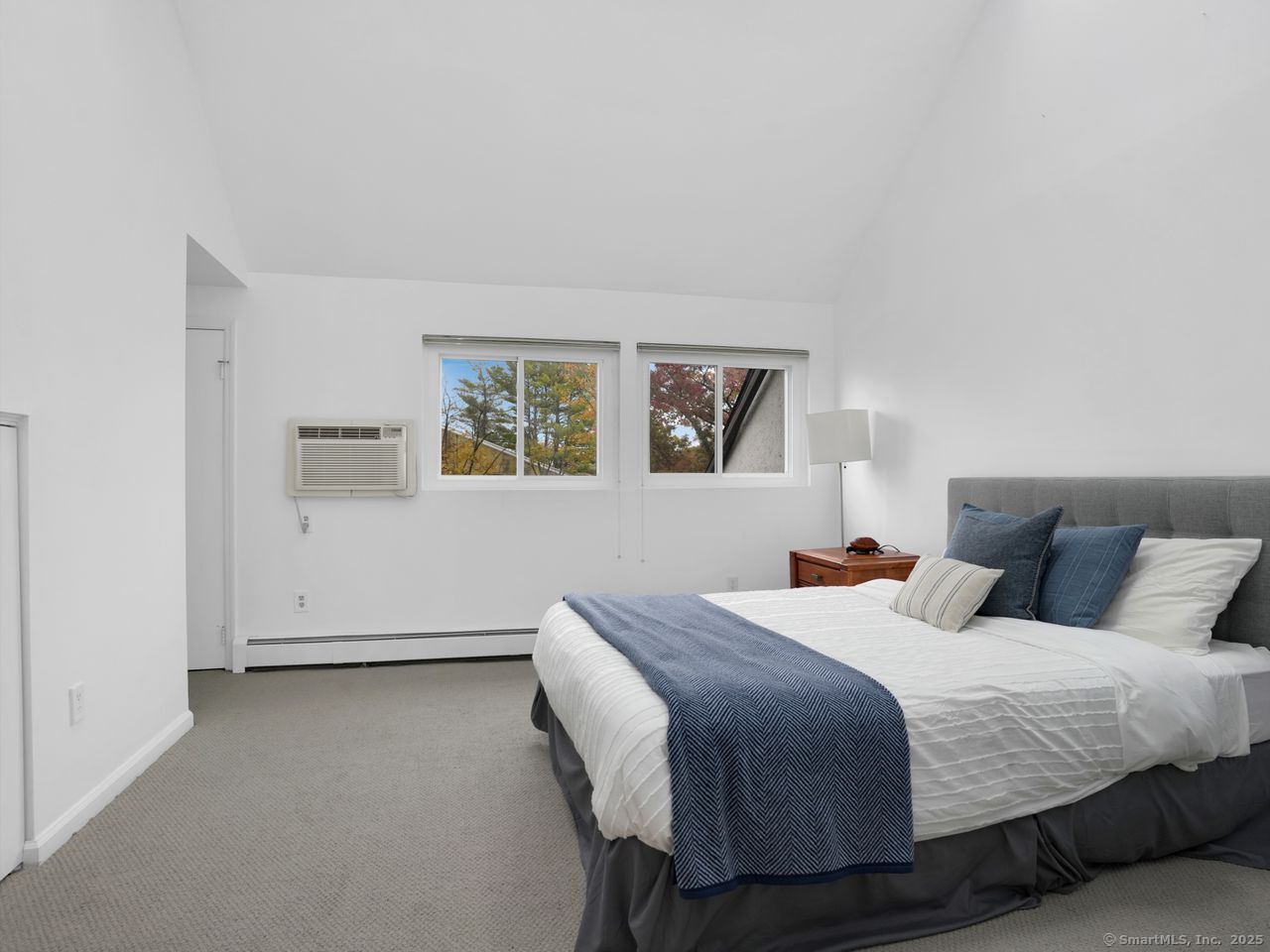 Stamford, Connecticut, 06830, United States, 3 Bedrooms Bedrooms, ,3 BathroomsBathrooms,Residential,For Sale,1987686