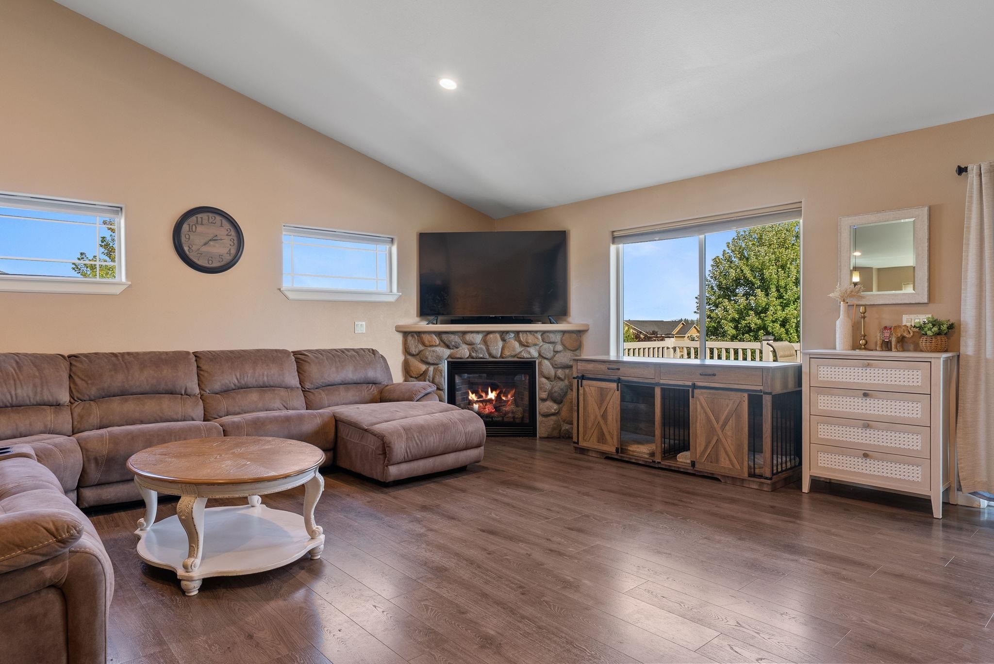 Cheney, Washington, 99004, United States, 4 Bedrooms Bedrooms, ,3 BathroomsBathrooms,Residential,For Sale,1978088