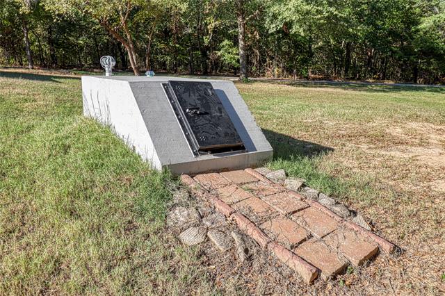 Eufaula, Oklahoma, 74432, United States, 3 Bedrooms Bedrooms, ,3 BathroomsBathrooms,Residential,For Sale,1987326