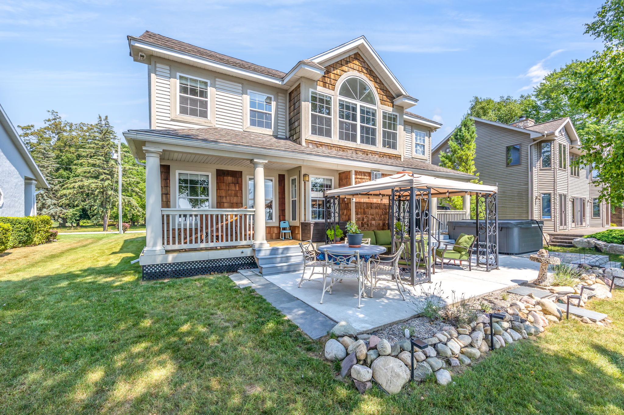 Canadian Lakes, Michigan, 49346, United States, 3 Bedrooms Bedrooms, ,3 BathroomsBathrooms,Residential,For Sale,1944876
