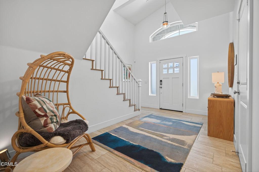 Ventura, California, 93001, United States, 4 Bedrooms Bedrooms, ,4 BathroomsBathrooms,Residential,For Sale,1975034