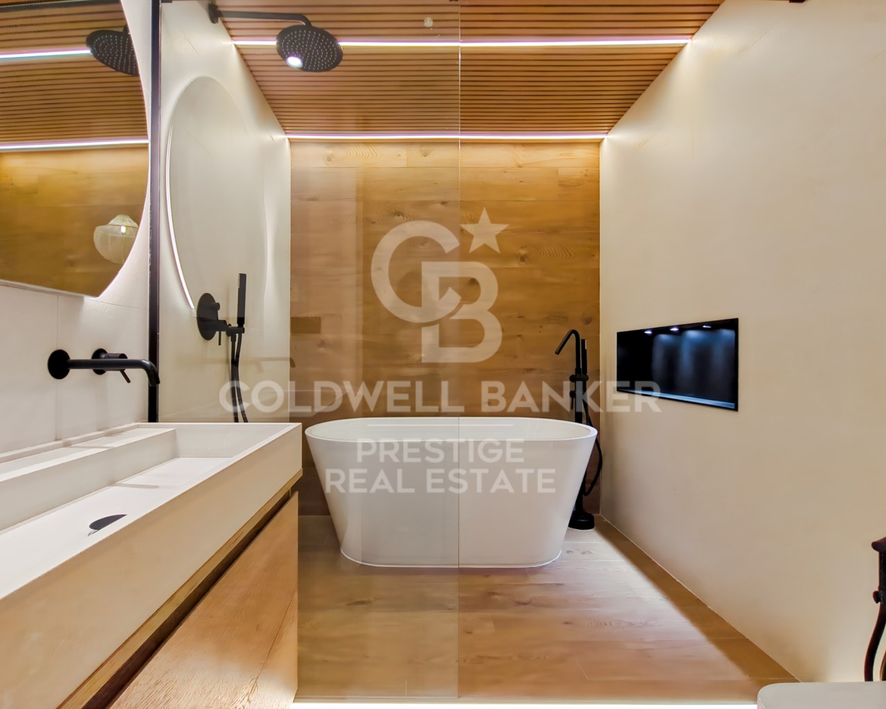 Barcelona, Catalonia, ES, 4 Bedrooms Bedrooms, ,2 BathroomsBathrooms,Residential,For Sale,1708054
