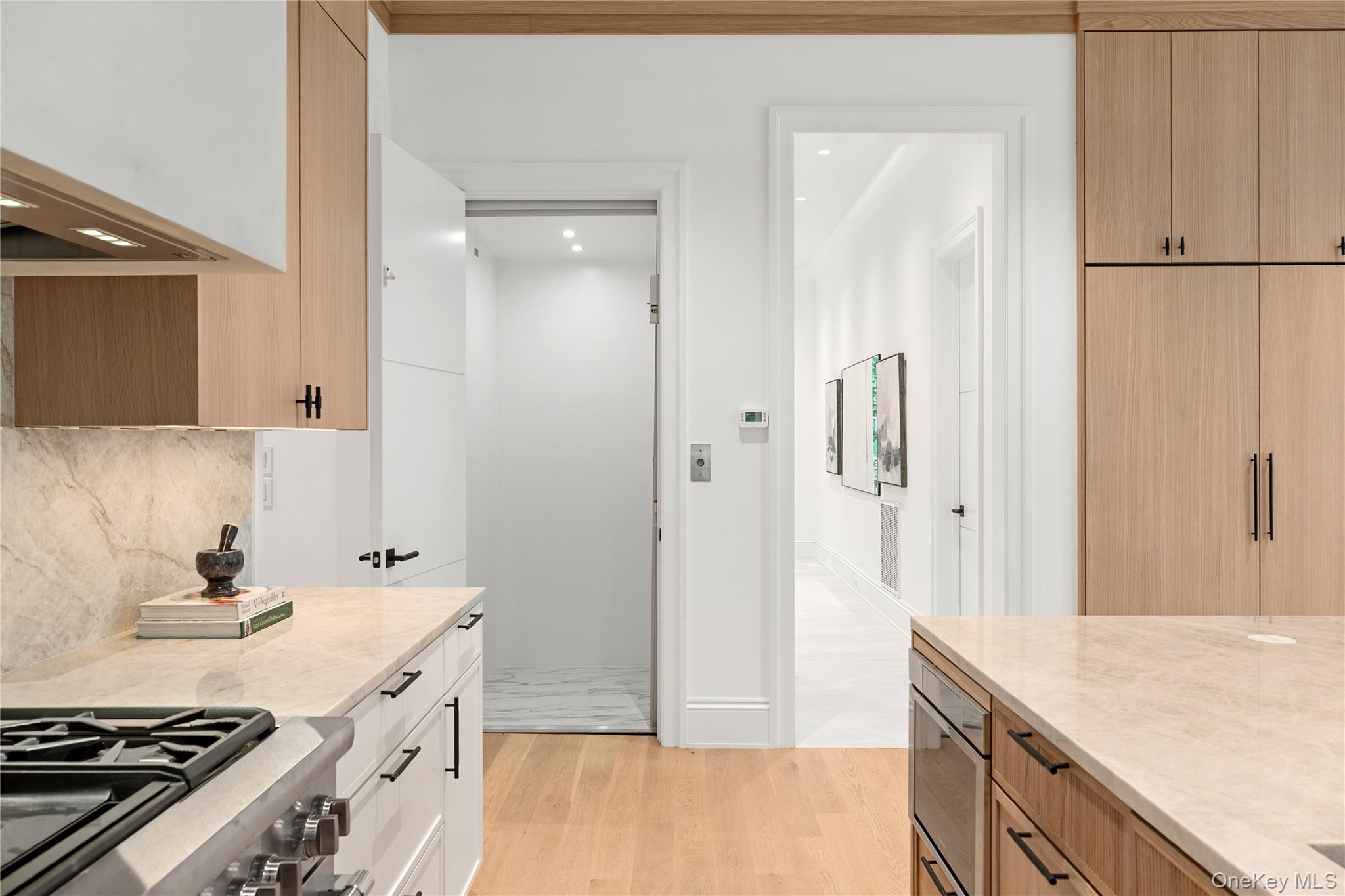  110 Dogwood Avenue, Roslyn Harbor, NY, 11576 - 物件實景