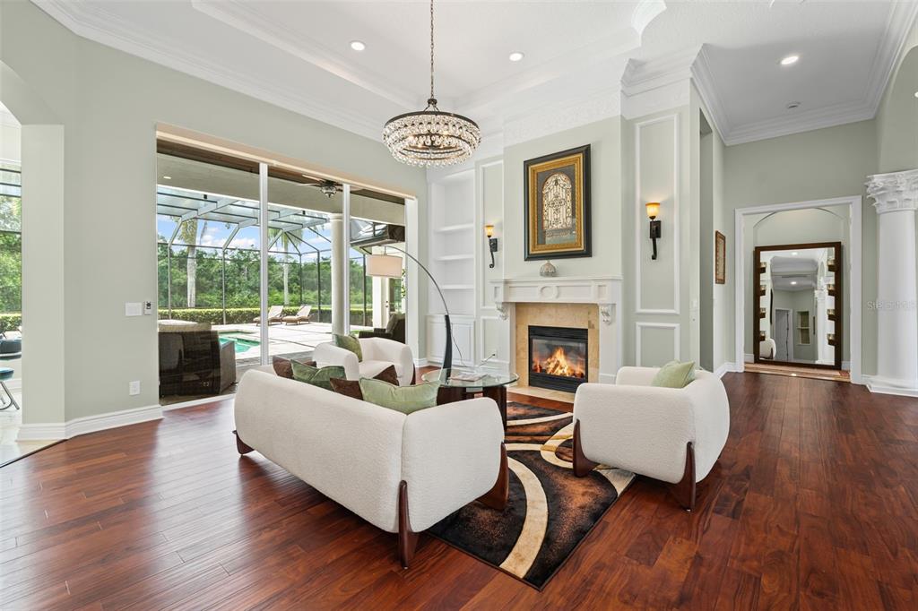 Bradenton, Florida, 34202, United States, 5 Bedrooms Bedrooms, ,5 BathroomsBathrooms,Residential,For Sale,1873833