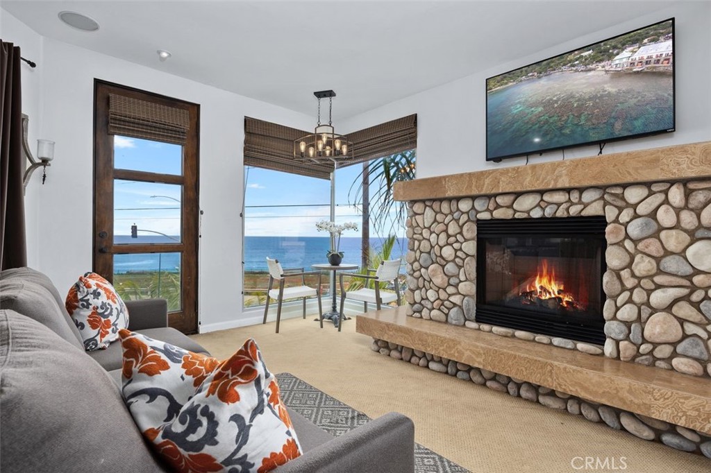 Carlsbad, California, 92008, United States, 6 Bedrooms Bedrooms, ,7 BathroomsBathrooms,Residential,For Sale,1875439