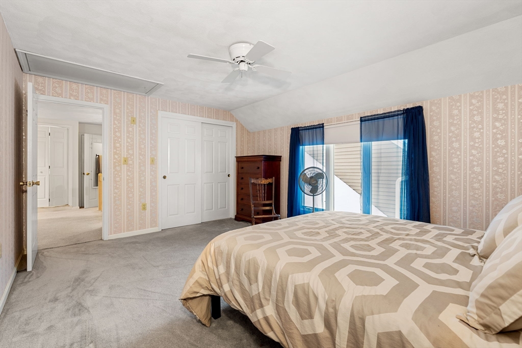 Haverhill, Massachusetts, 01830, United States, 2 Bedrooms Bedrooms, ,3 BathroomsBathrooms,Residential,For Sale,2001775