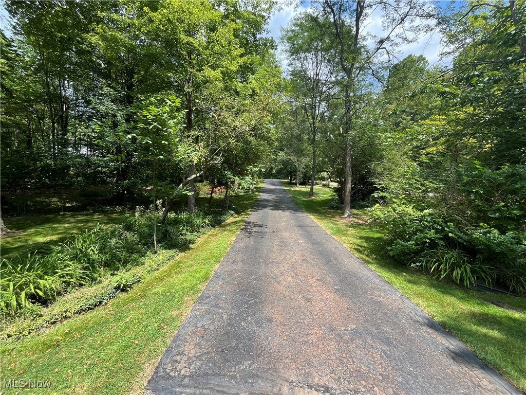 Novelty, Ohio, 44072, United States, 4 Bedrooms Bedrooms, ,3 BathroomsBathrooms,Residential,For Sale,1916255