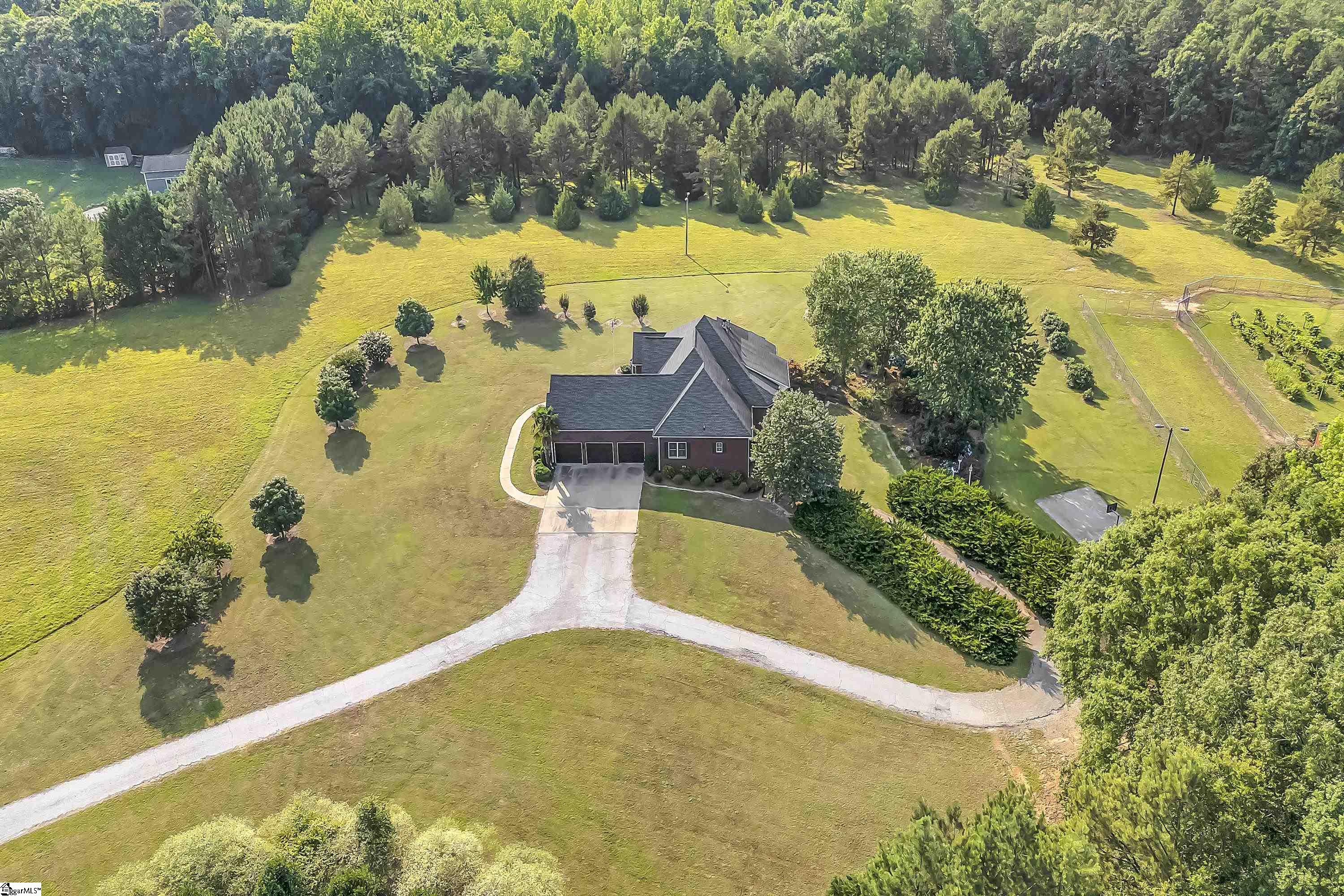 Pauline, South Carolina, 29374, United States, 4 Bedrooms Bedrooms, ,4 BathroomsBathrooms,Residential,For Sale,1846655