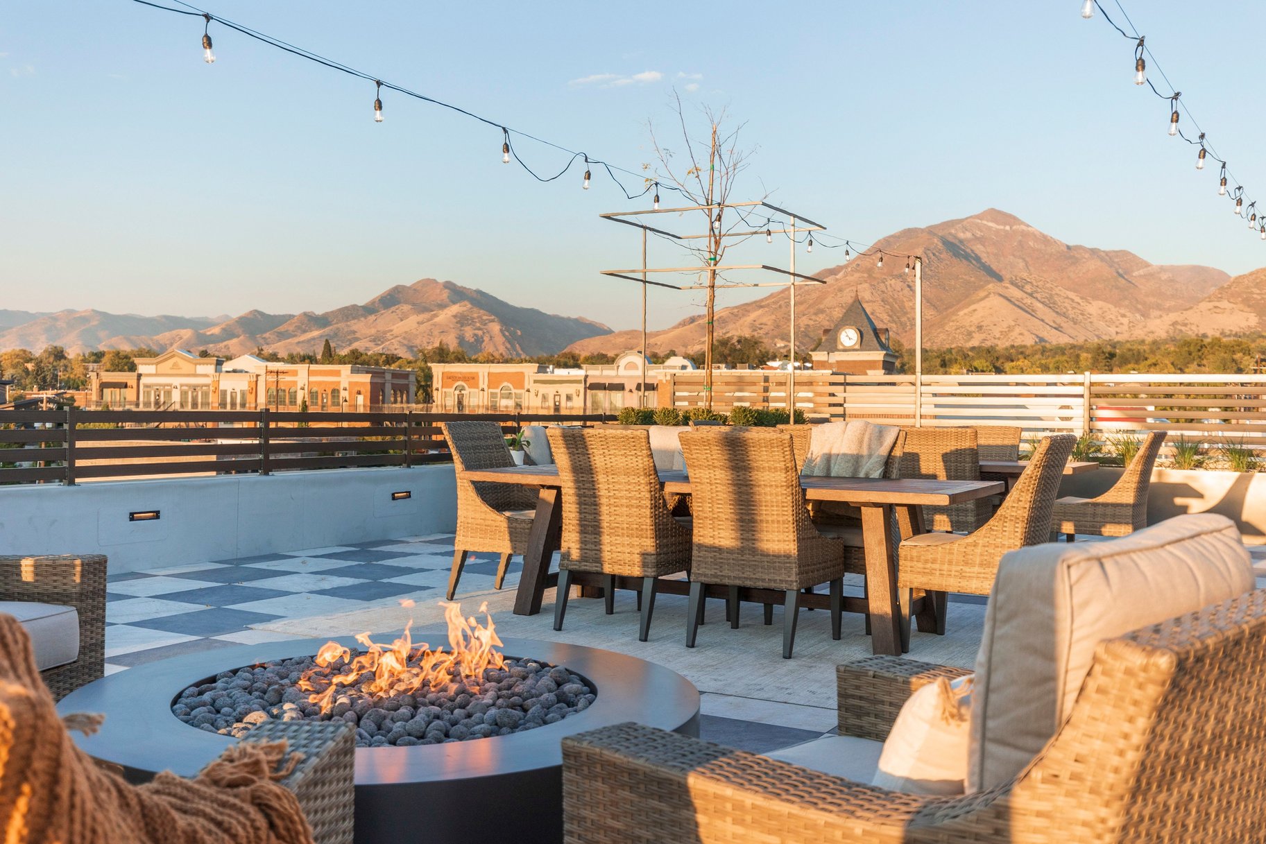 Effortless Luxury Condo Living In The Heart Of Holladay Village - 物件實景