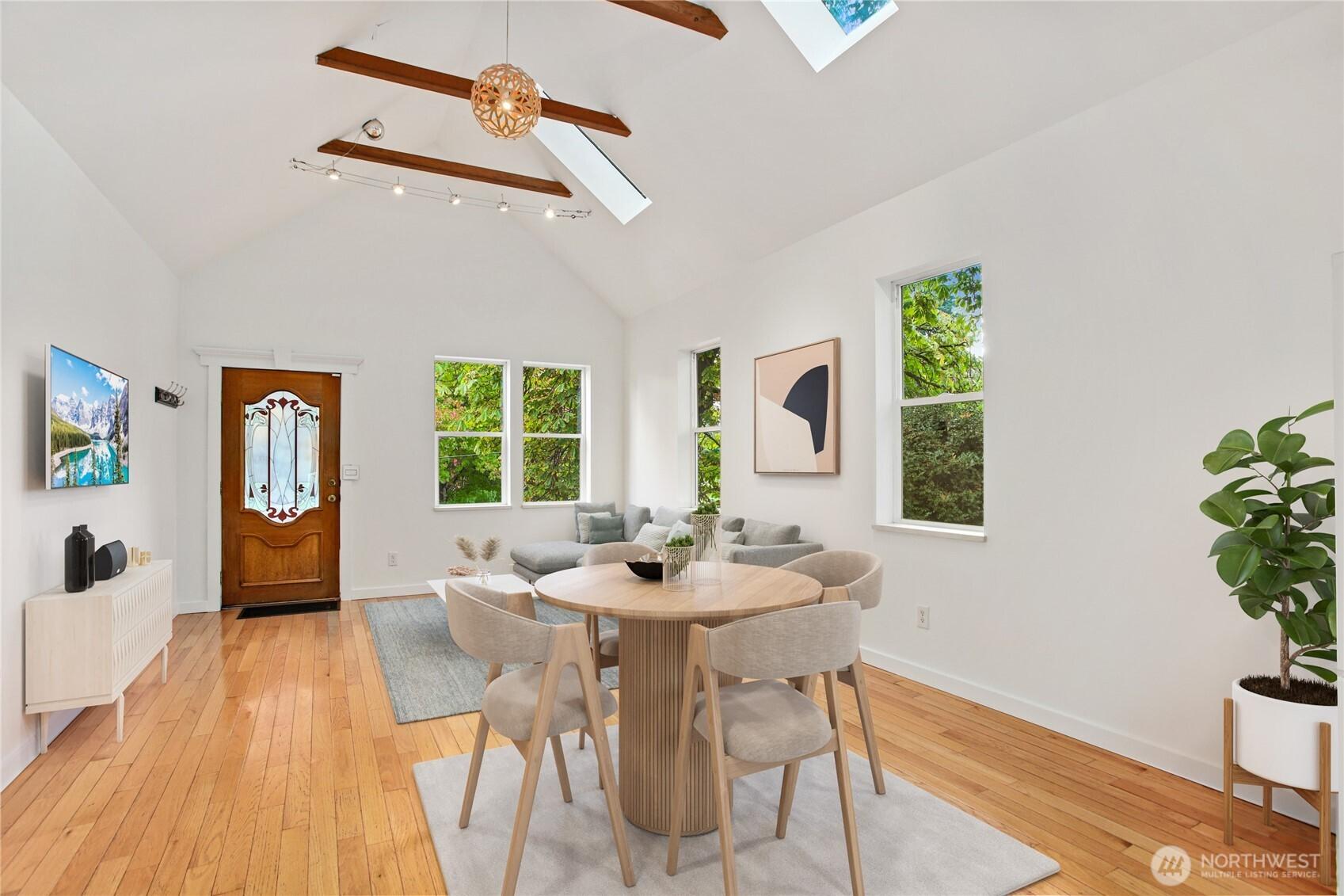 SEATTLE, Washington, 98122, United States, 3 Bedrooms Bedrooms, ,2 BathroomsBathrooms,Residential,For Sale,1987926