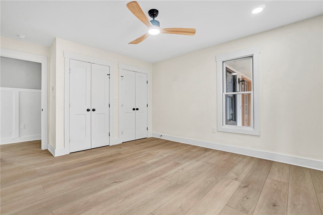 Seneca, South Carolina, 29672, United States, 6 Bedrooms Bedrooms, ,5 BathroomsBathrooms,Residential,For Sale,2002208