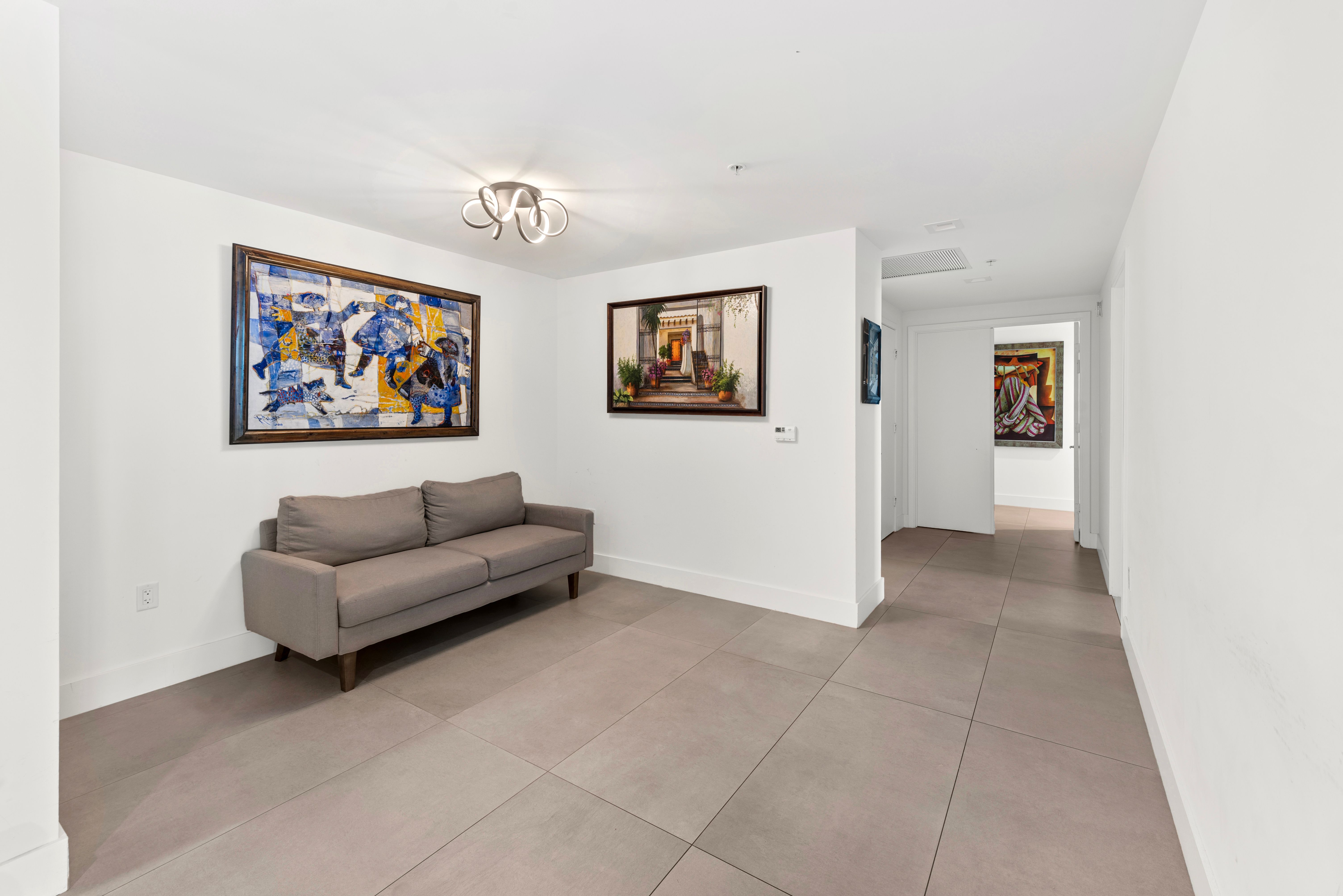  17111 Biscayne Blvd, North Miami Beach, FL, 33160 - 物件實景
