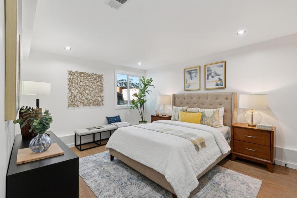 San Francisco, California, 94132, United States, 4 Bedrooms Bedrooms, ,4 BathroomsBathrooms,Residential,For Sale,2008965