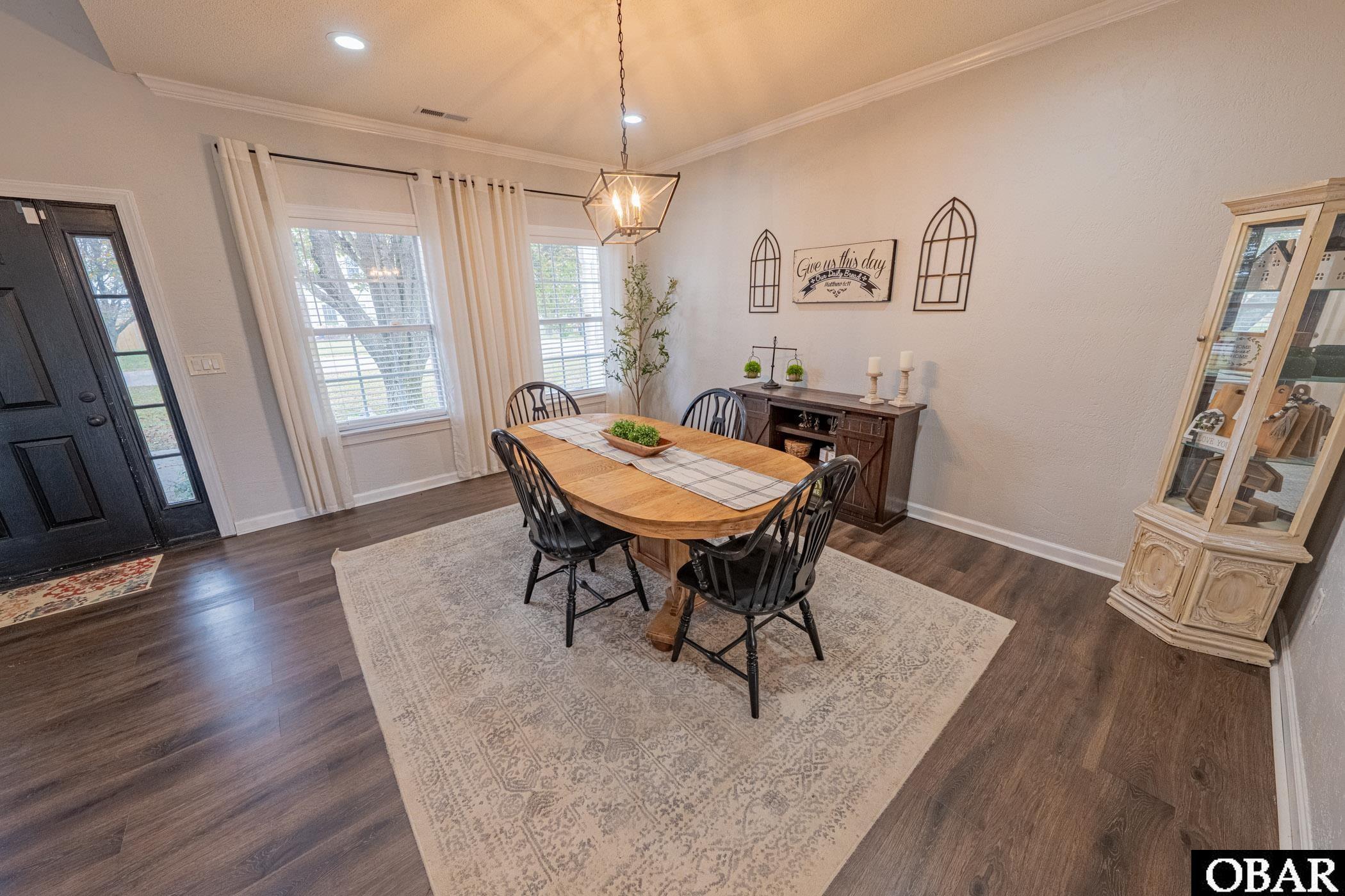 Moyock, North Carolina, 27958, United States, 6 Bedrooms Bedrooms, ,3 BathroomsBathrooms,Residential,For Sale,1997191