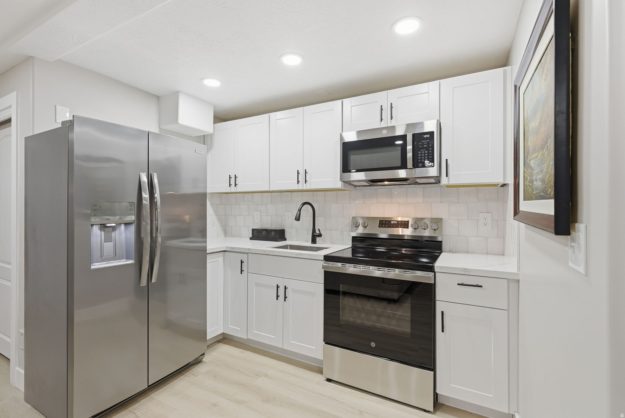 Draper, Utah, 84020, United States, 5 Bedrooms Bedrooms, ,4 BathroomsBathrooms,Residential,For Sale,2000727