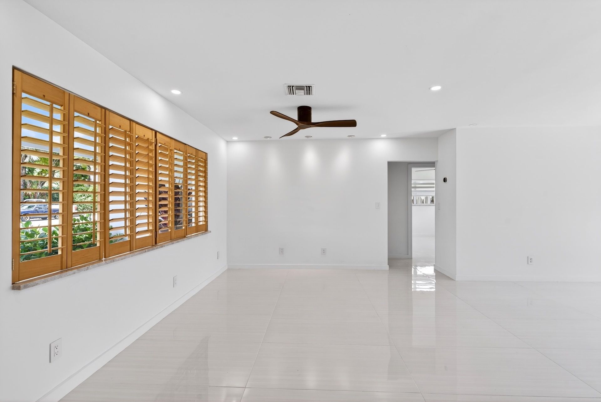  648 NW 30th Court, Wilton Manors, FL, 33311 - 物件實景