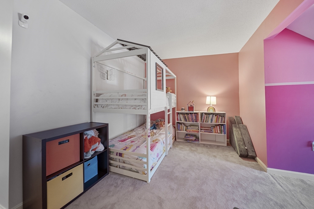 Salem, Massachusetts, 01970, United States, 3 Bedrooms Bedrooms, ,3 BathroomsBathrooms,Residential,For Sale,1990420