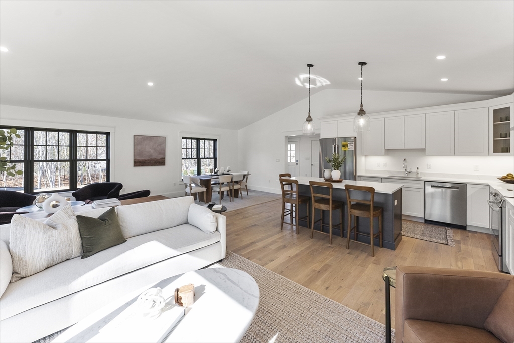 46 Sandwich Road Unit 14, Plymouth, Massachusetts, 02360, United States, 2 Bedrooms Bedrooms, ,3 BathroomsBathrooms,Residential,For Sale,46 Sandwich Road Unit 14,1616401