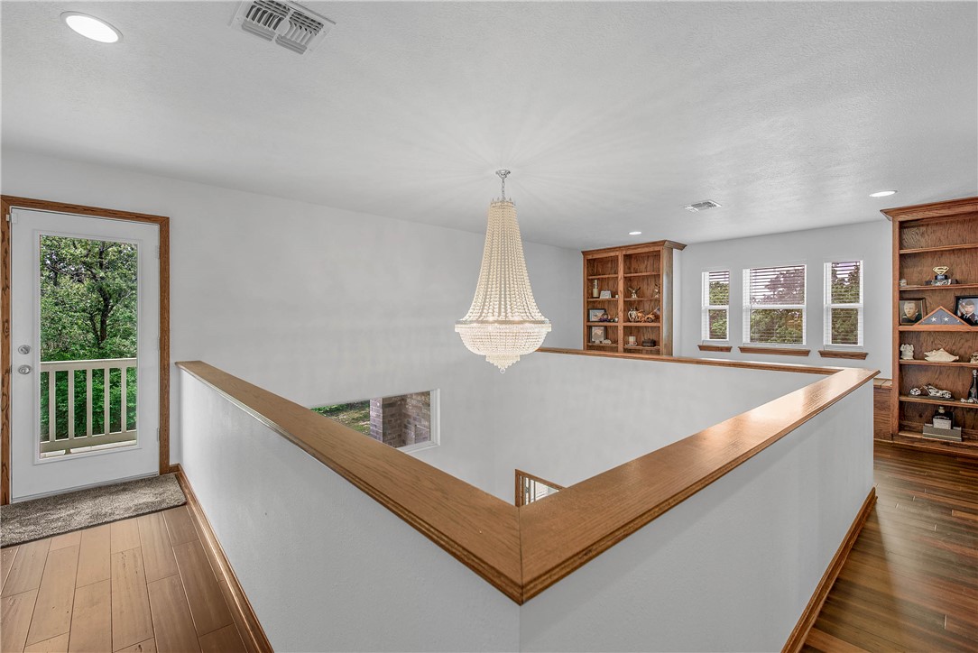 College Station, Texas, 77845, United States, 5 Bedrooms Bedrooms, ,4 BathroomsBathrooms,Residential,For Sale,1983993