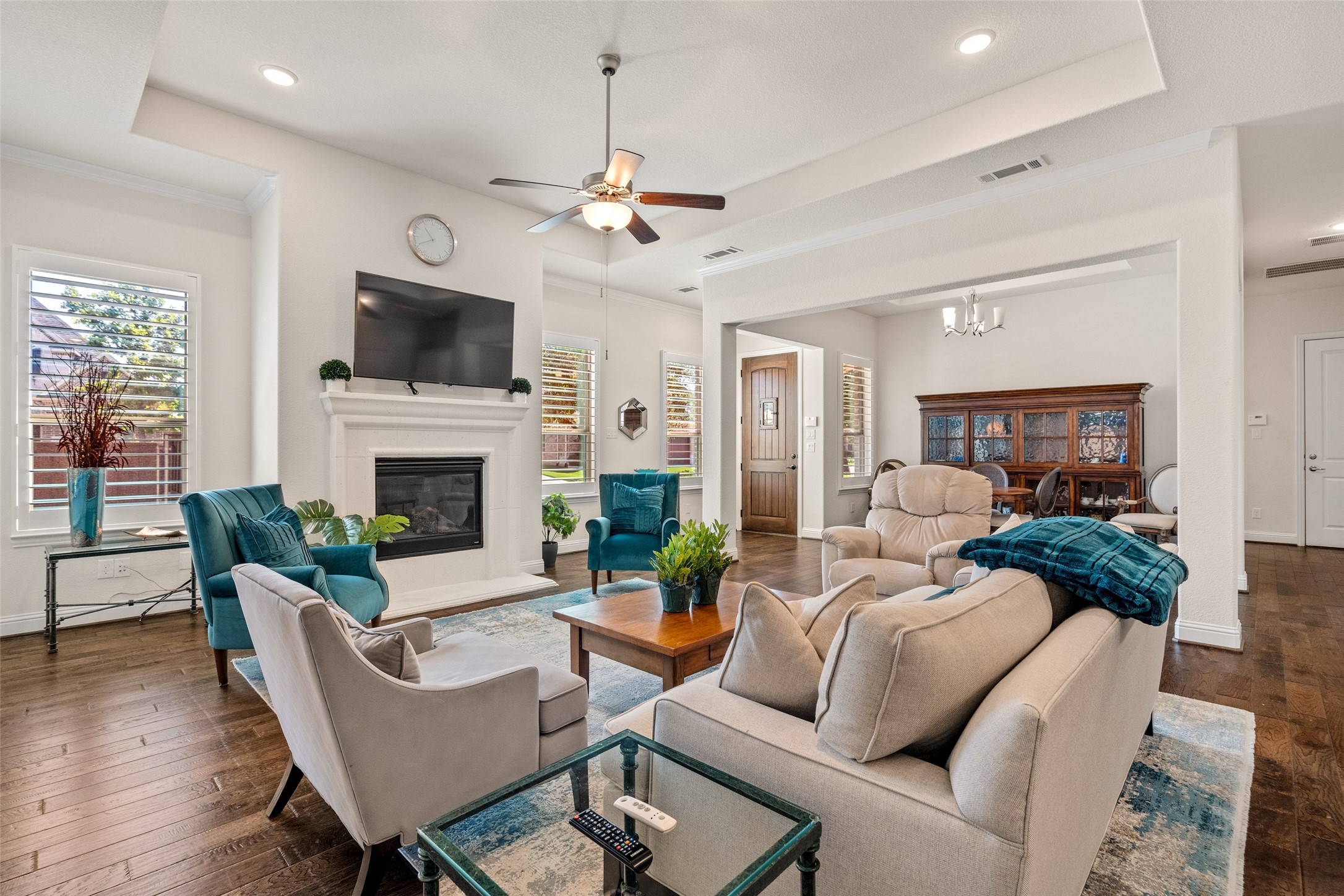 The Colony, Texas, 75056, United States, 3 Bedrooms Bedrooms, ,2 BathroomsBathrooms,Residential,For Sale,1924652