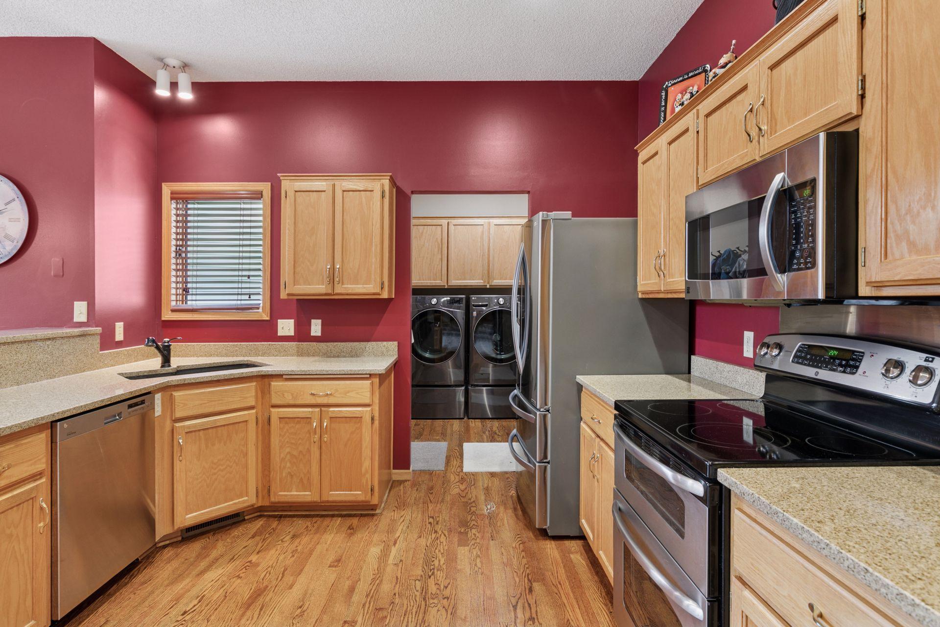 Lakeville, Minnesota, 55044, United States, 4 Bedrooms Bedrooms, ,1 BathroomBathrooms,Residential,For Sale,1867089