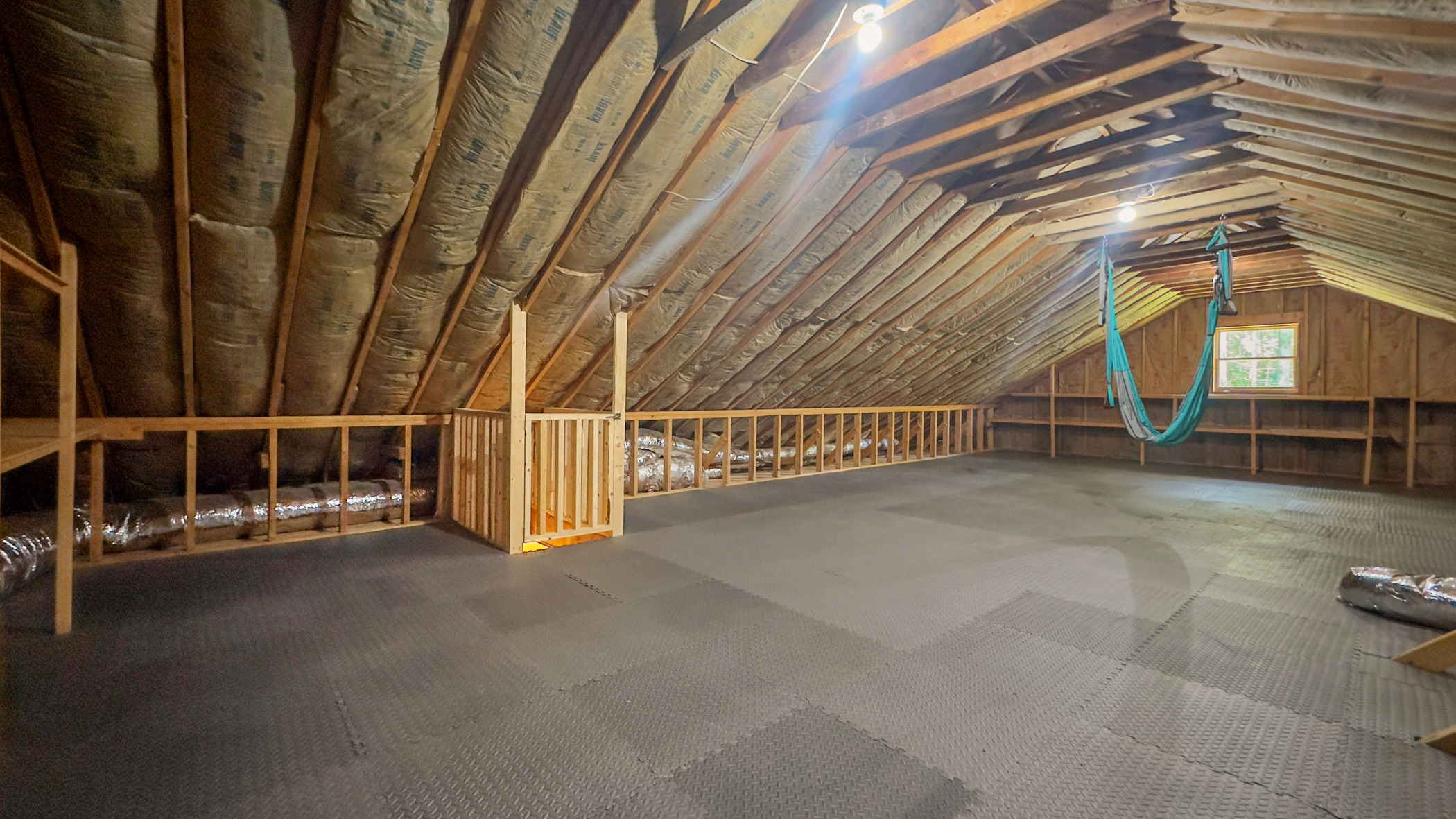 Gatlinburg, Tennessee, 37738, United States, 4 Bedrooms Bedrooms, ,3 BathroomsBathrooms,Residential,For Sale,1974957