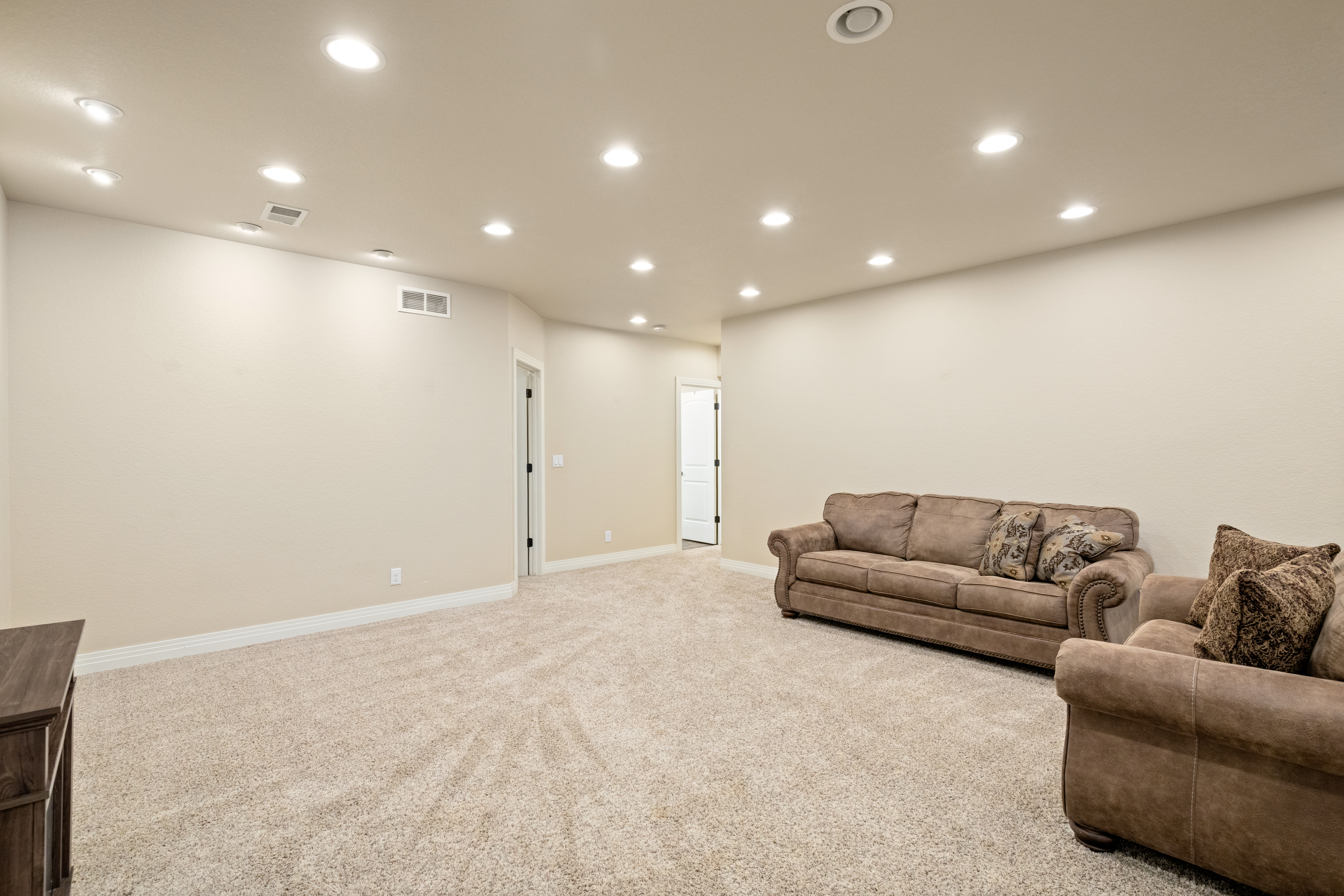  Set on 2.35 acres in Spring Valley Ranch - 物件實景