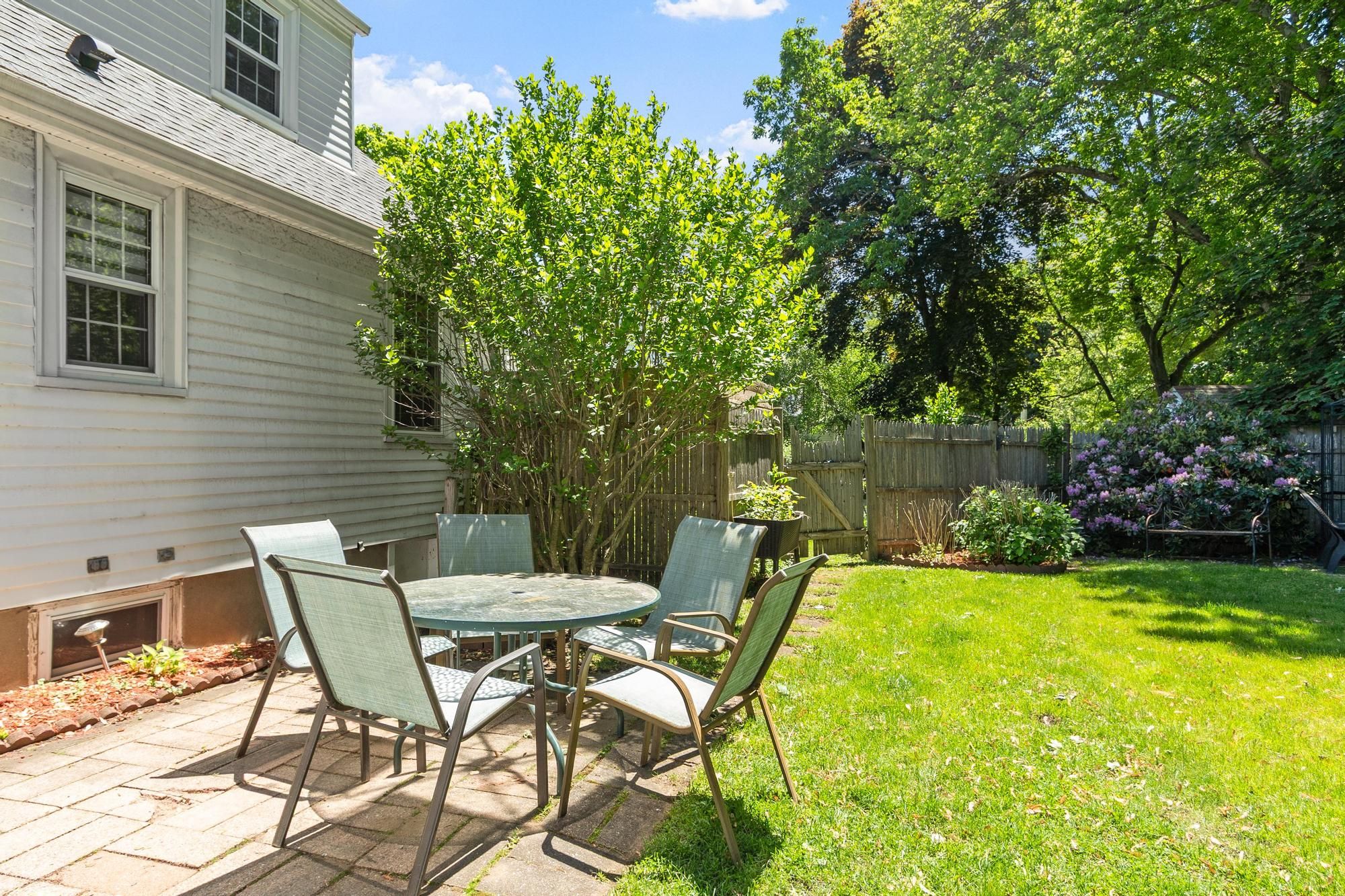  9 Oaklandvale Ave, Saugus, MA, 01906 - 物件實景