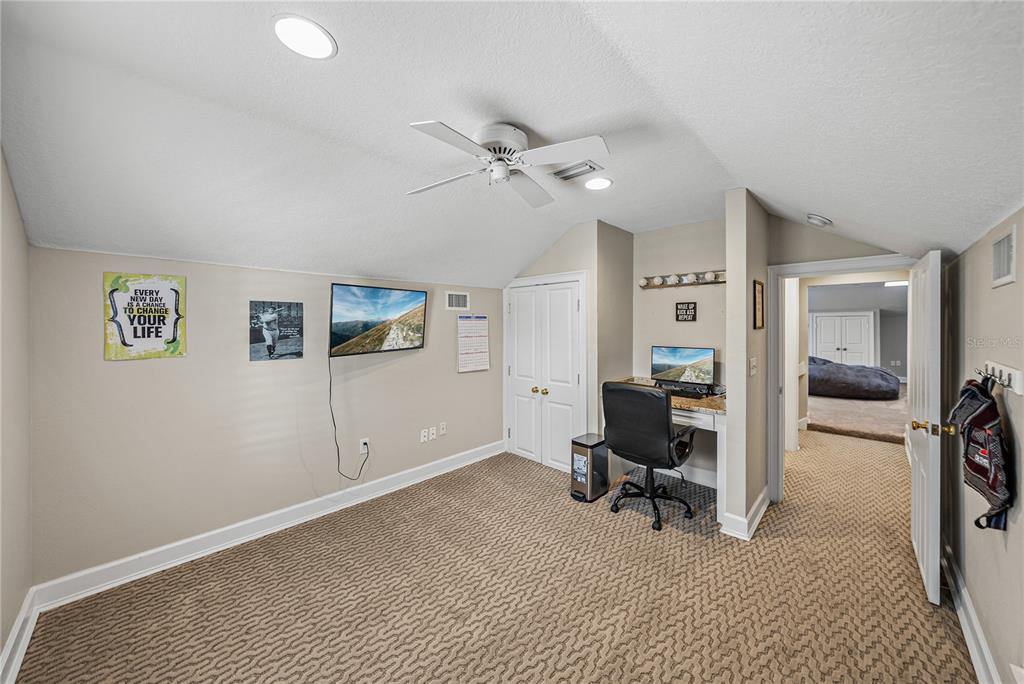 Seffner, Florida, 33584, United States, 5 Bedrooms Bedrooms, ,4 BathroomsBathrooms,Residential,For Sale,1991744