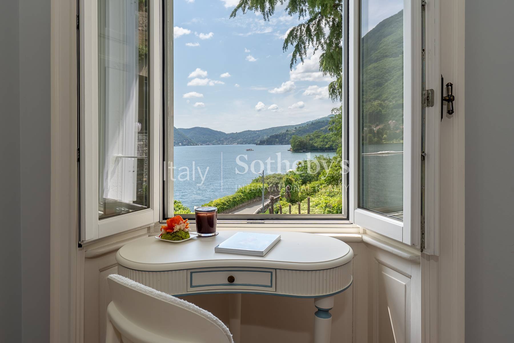  Prestigious villa facing Lake Como - 物件實景