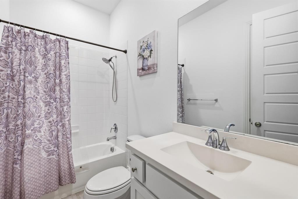 Oak Point, Texas, 75068, United States, 4 Bedrooms Bedrooms, ,3 BathroomsBathrooms,Residential,For Sale,2024107