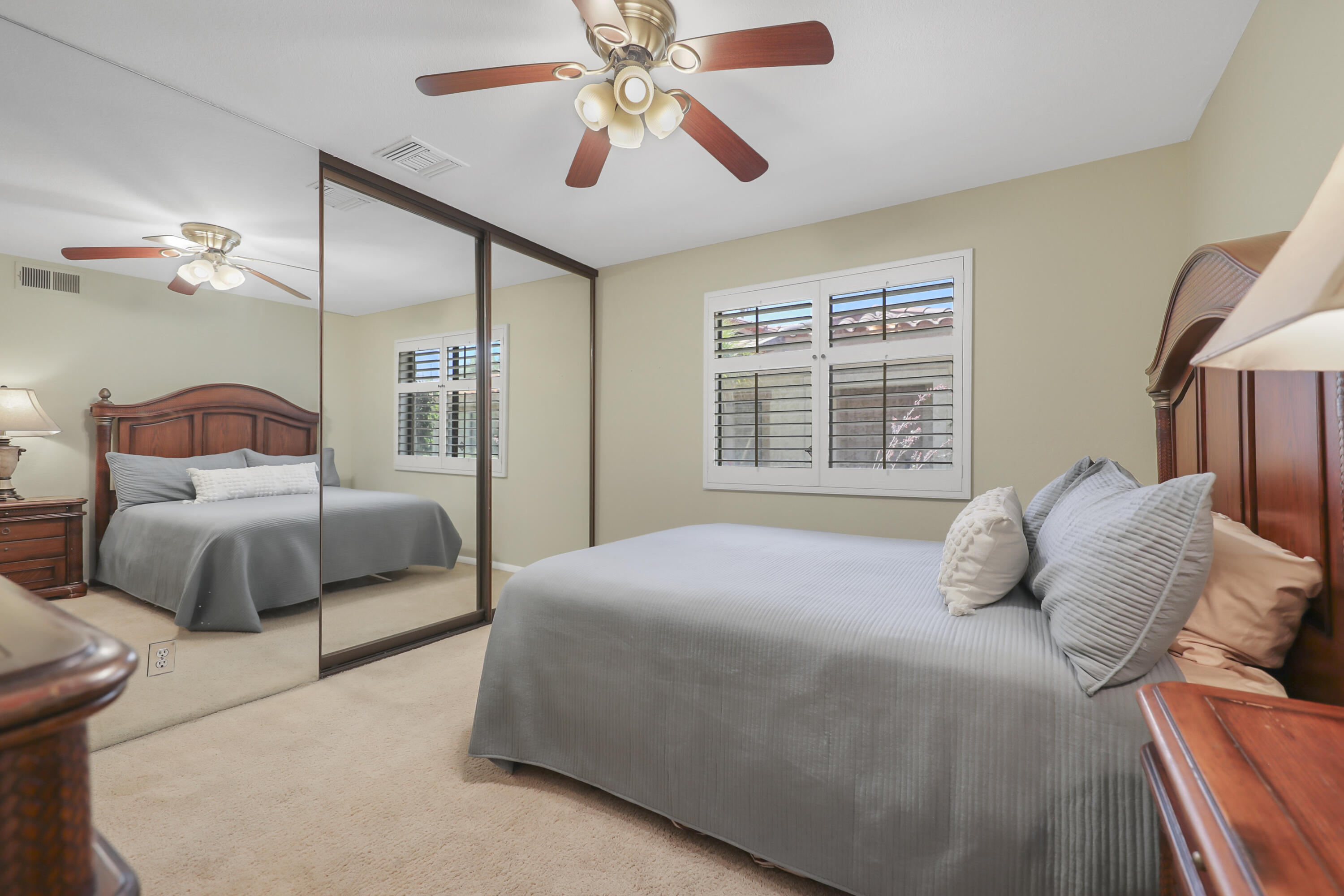 Palm Desert, California, 92260, United States, 2 Bedrooms Bedrooms, ,2 BathroomsBathrooms,Residential,For Sale,1865195