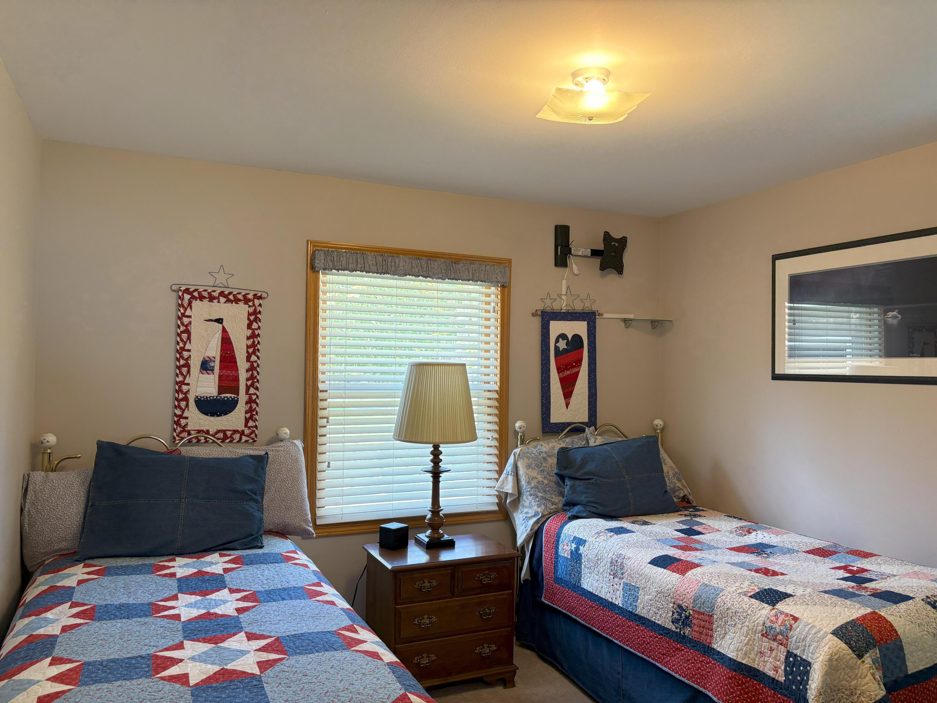 Posen, Michigan, 49776, United States, 3 Bedrooms Bedrooms, ,2 BathroomsBathrooms,Residential,For Sale,2007522