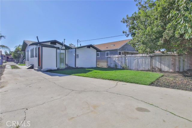 Los Angeles, California, 90044, United States, 2 Bedrooms Bedrooms, ,1 BathroomBathrooms,Residential,For Sale,2002532