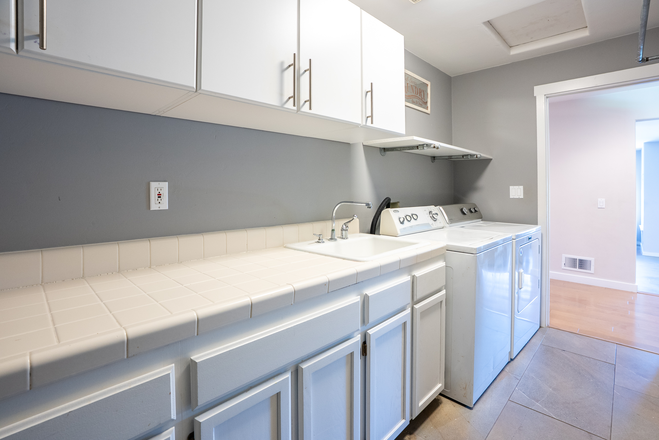  5324 Hidden Oak Court, Royal Oaks - 物件實景