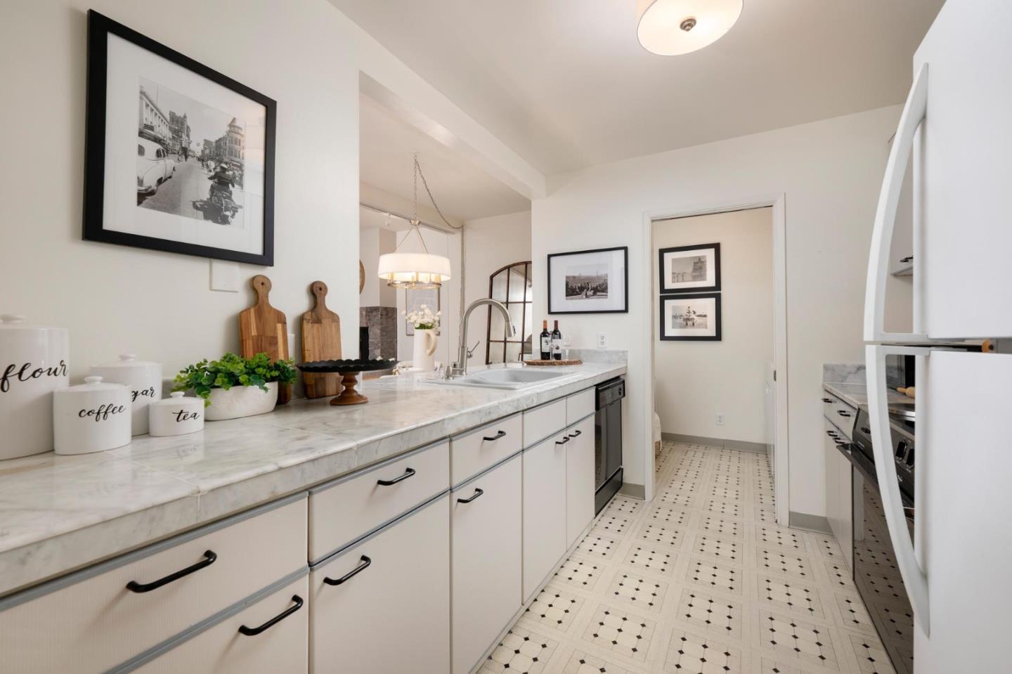 San Mateo, California, 94403, United States, 1 Bedroom Bedrooms, ,1 BathroomBathrooms,Residential,For Sale,1903625