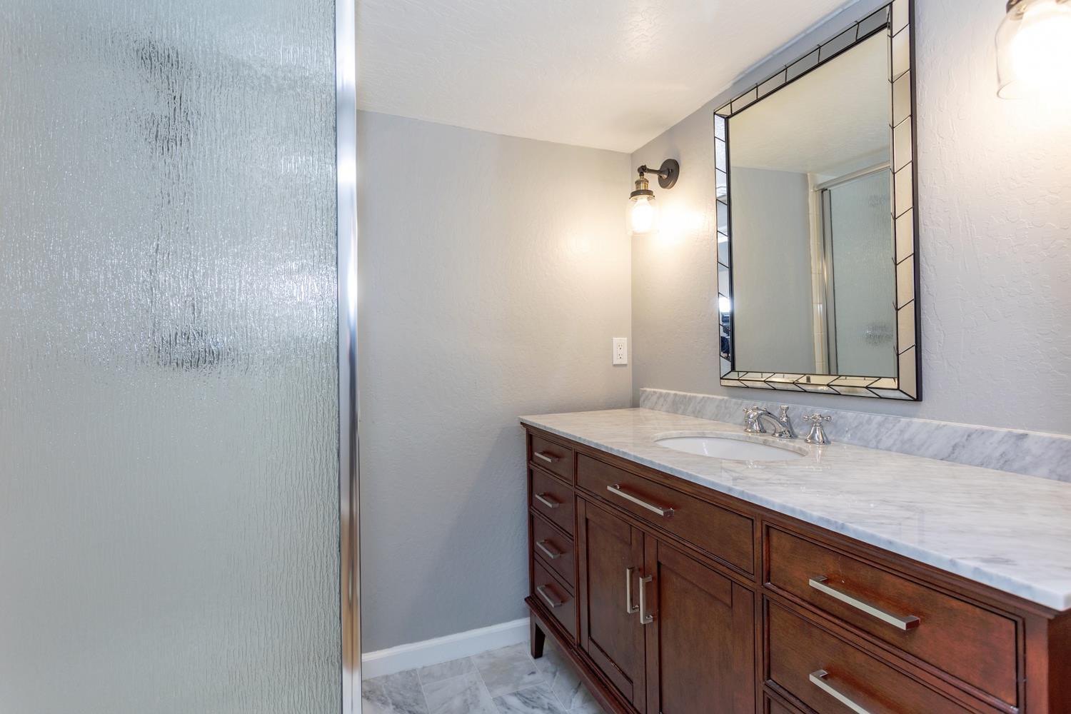 Oakdale, California, 95361, United States, 3 Bedrooms Bedrooms, ,2 BathroomsBathrooms,Residential,For Sale,1982799