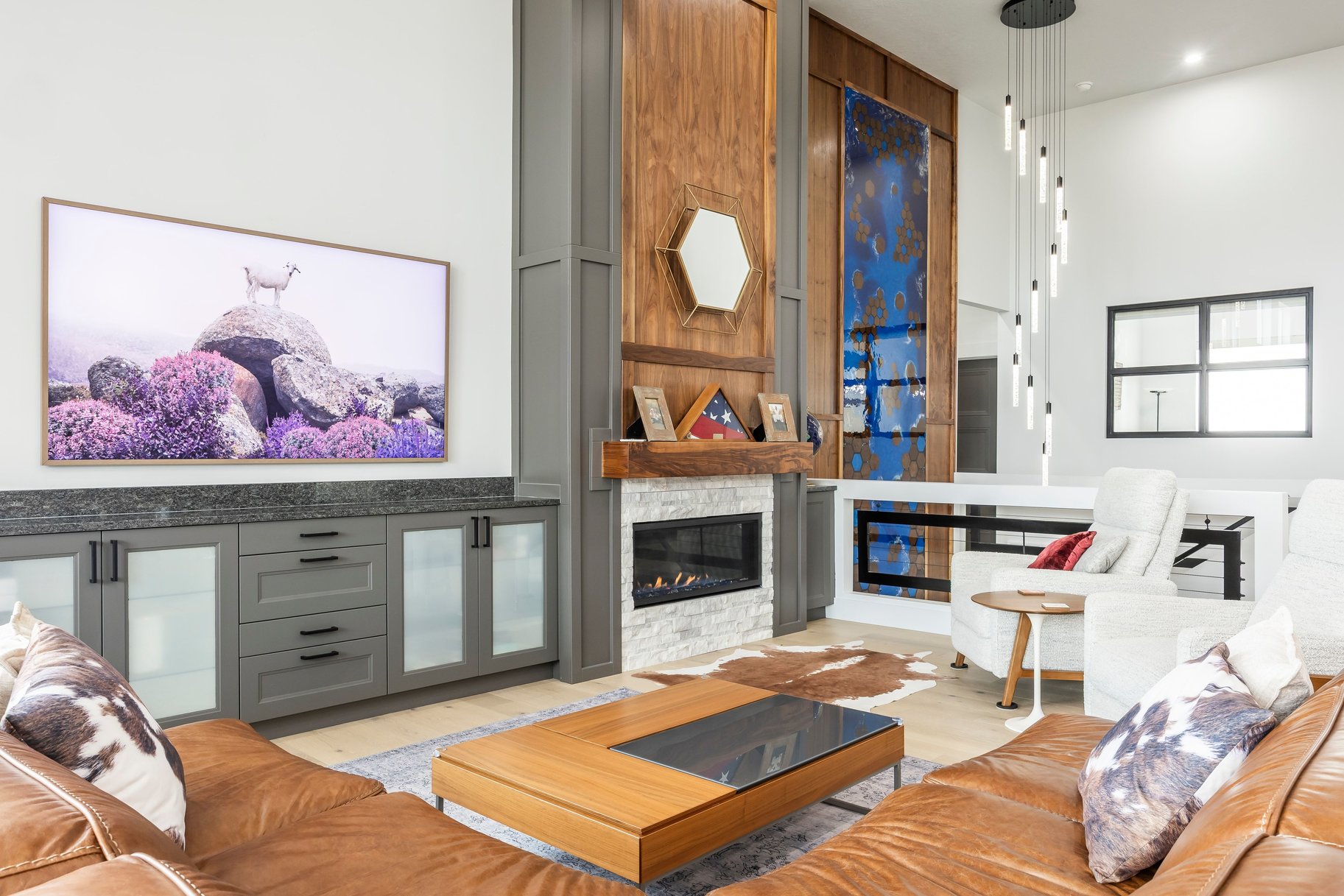  Luxury Inside and Out with Mountain Views - 物件實景