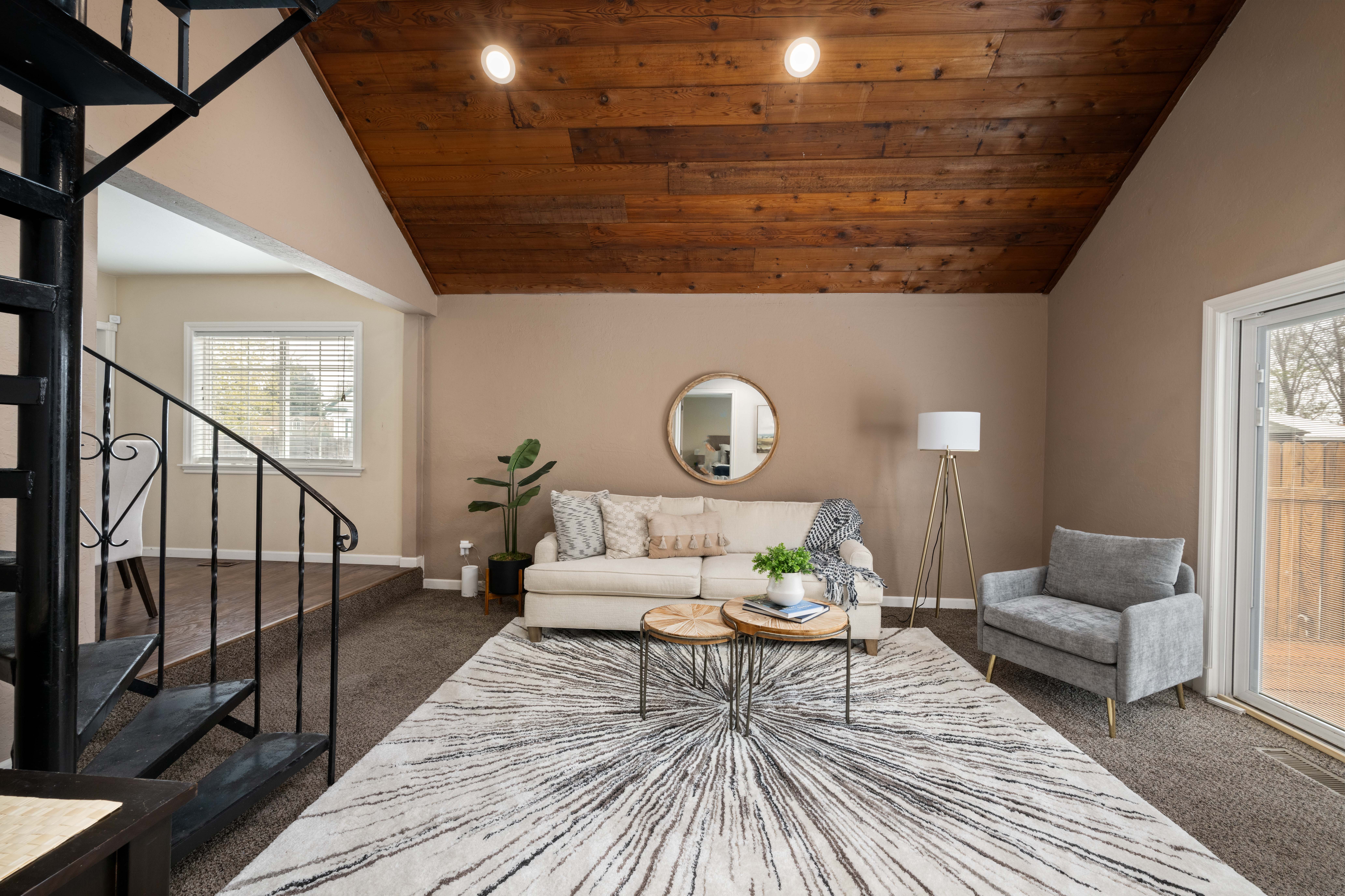  Turn Key Charm with Primary Suite and Loft - 物件實景