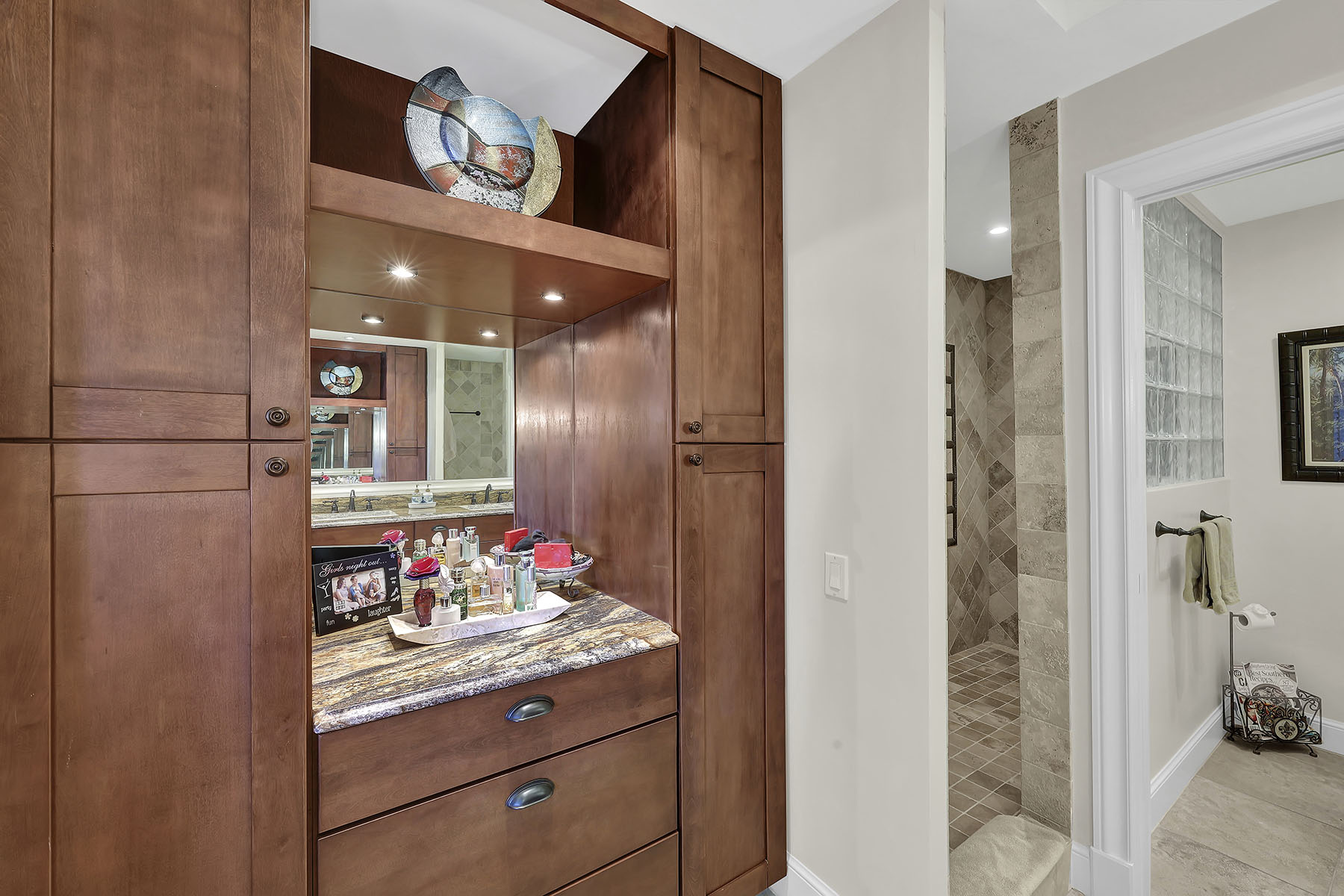  MARCO ISLAND - CAMELOT CONDO - 物件實景
