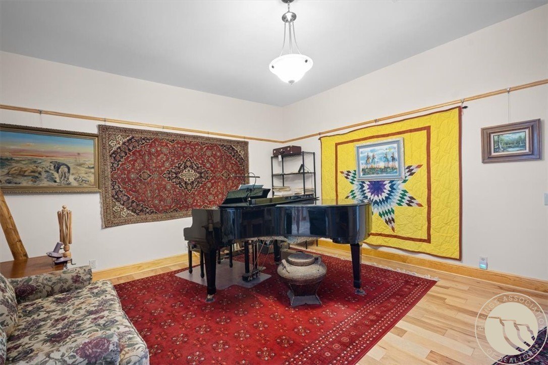 Billings, Montana, 59101, United States, 5 Bedrooms Bedrooms, ,4 BathroomsBathrooms,Residential,For Sale,1977602