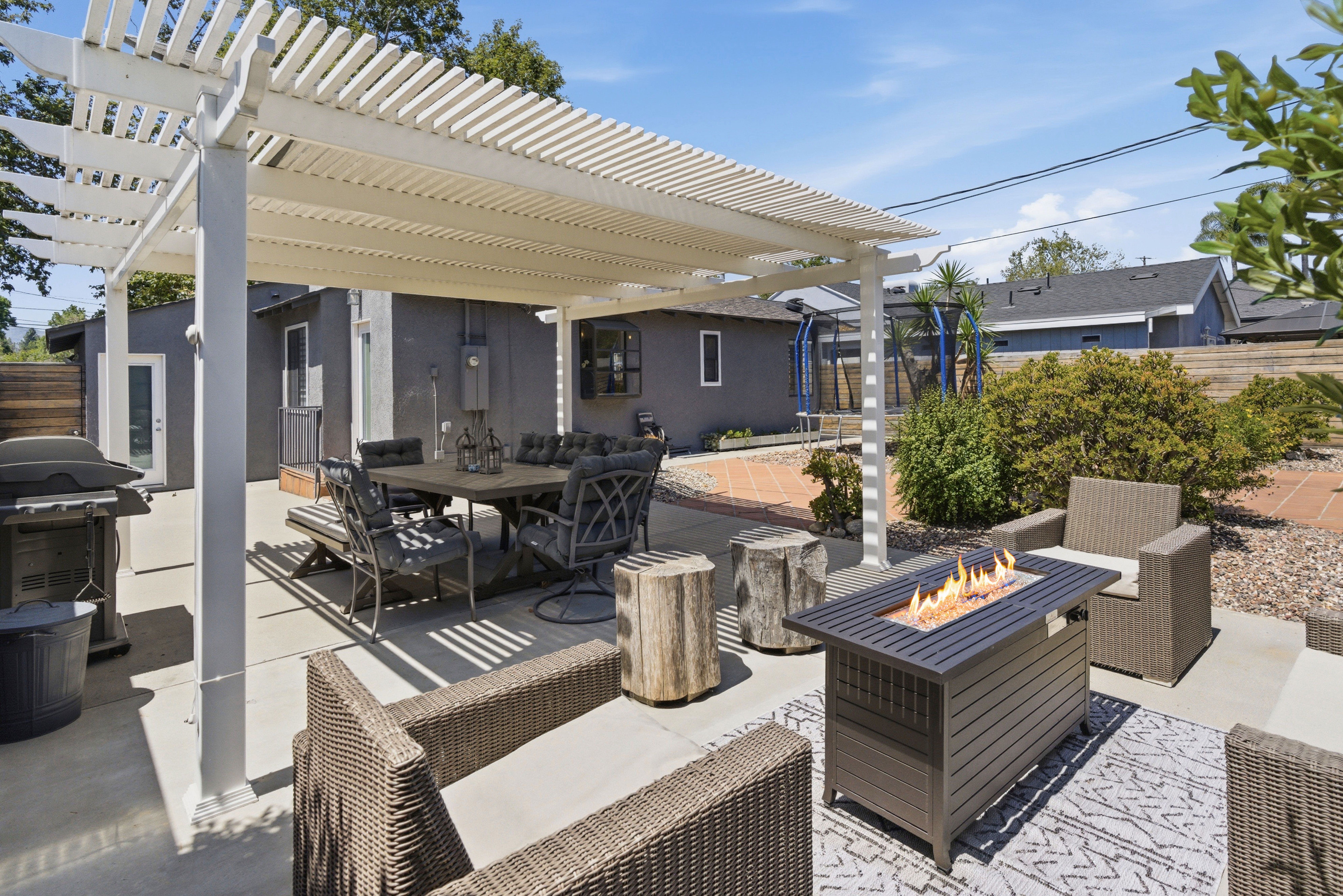  526 North Toluca Park Drive, Burbank, CA 91505 - 物件實景