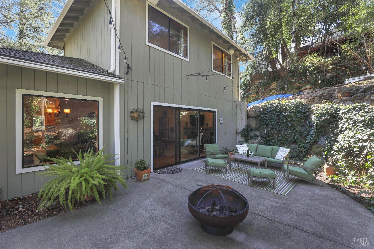 Angwin, California, 94508, United States, 3 Bedrooms Bedrooms, ,3 BathroomsBathrooms,Residential,For Sale,1737848