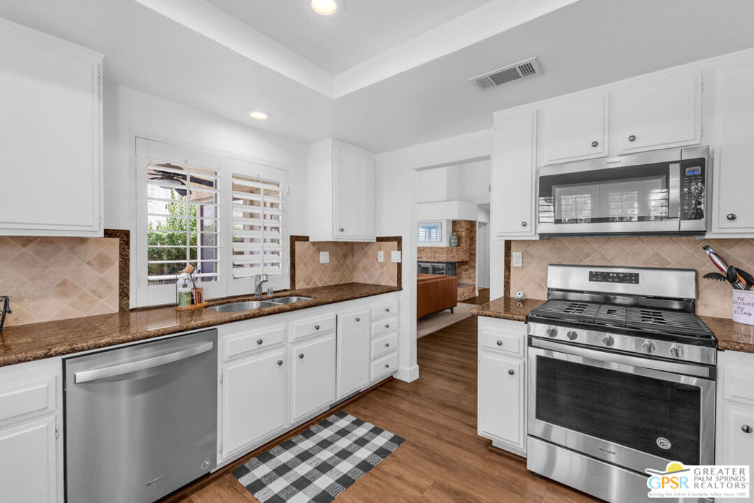 La Quinta, California, 92253, United States, 3 Bedrooms Bedrooms, ,2 BathroomsBathrooms,Residential,For Sale,1875772