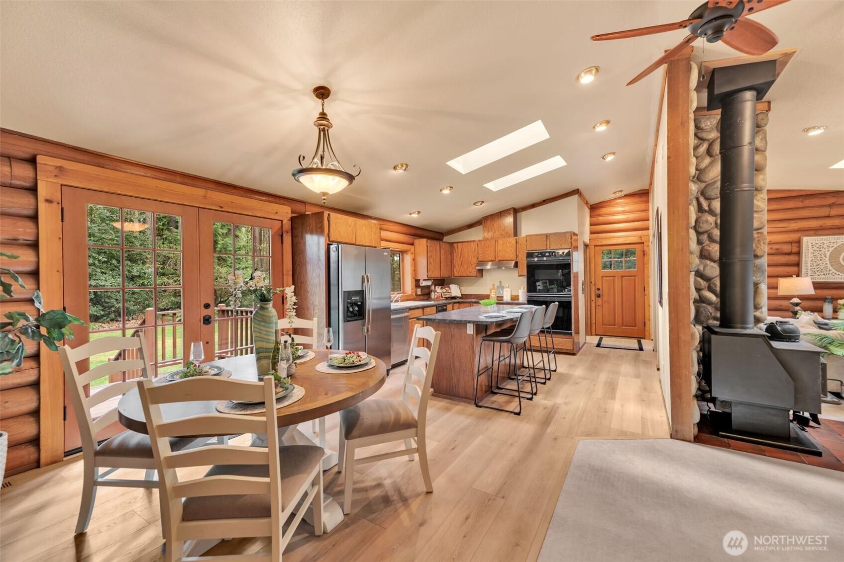ENUMCLAW, Washington, 98022, United States, 4 Bedrooms Bedrooms, ,3 BathroomsBathrooms,Residential,For Sale,1785391