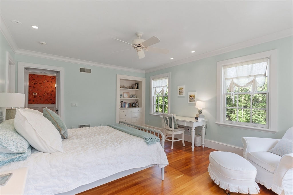Concord, Massachusetts, 01742, United States, 6 Bedrooms Bedrooms, ,7 BathroomsBathrooms,Residential,For Sale,1938993